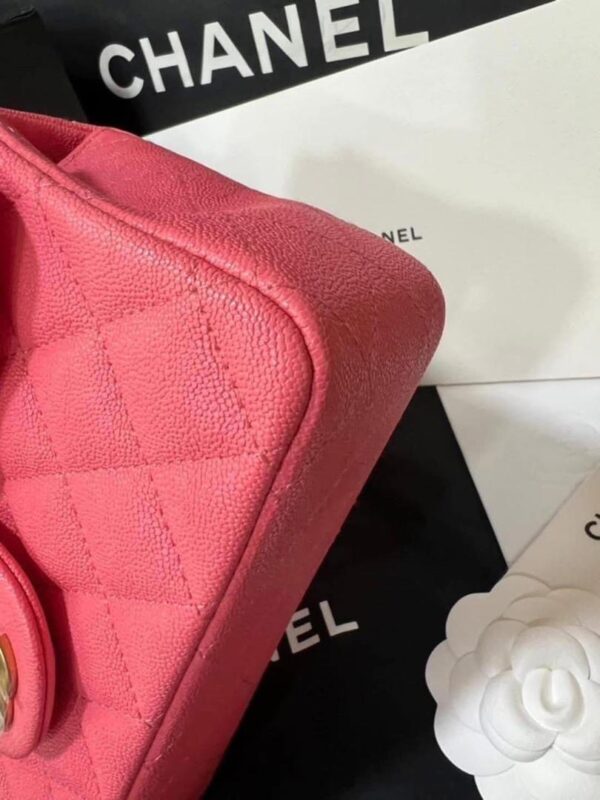 Chanel bag mini top handle in pink caviar GHW - Image 5