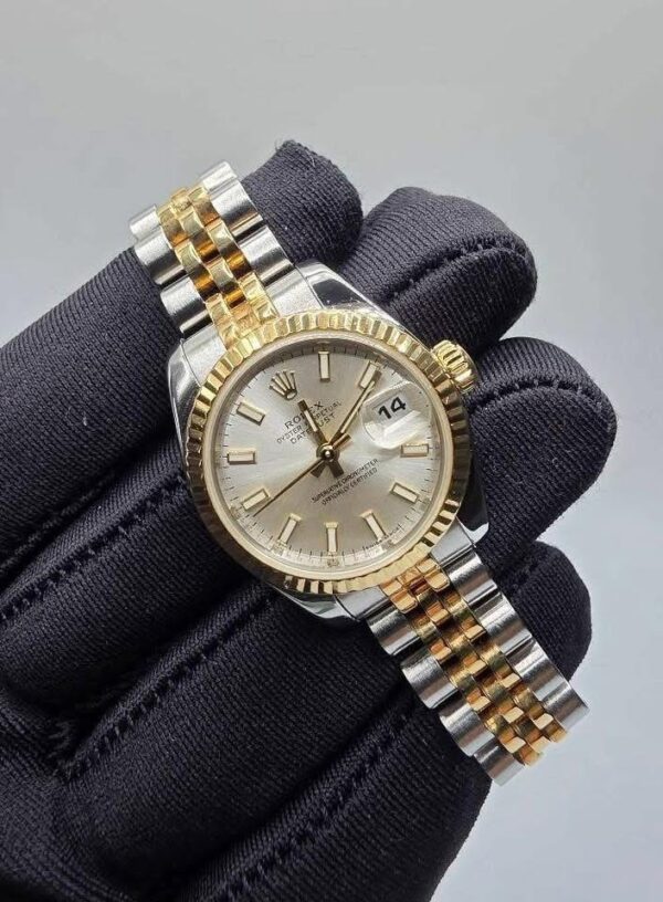 RxxxX 179173 with Cert Silver baton Dial V serial  20 links - Image 4