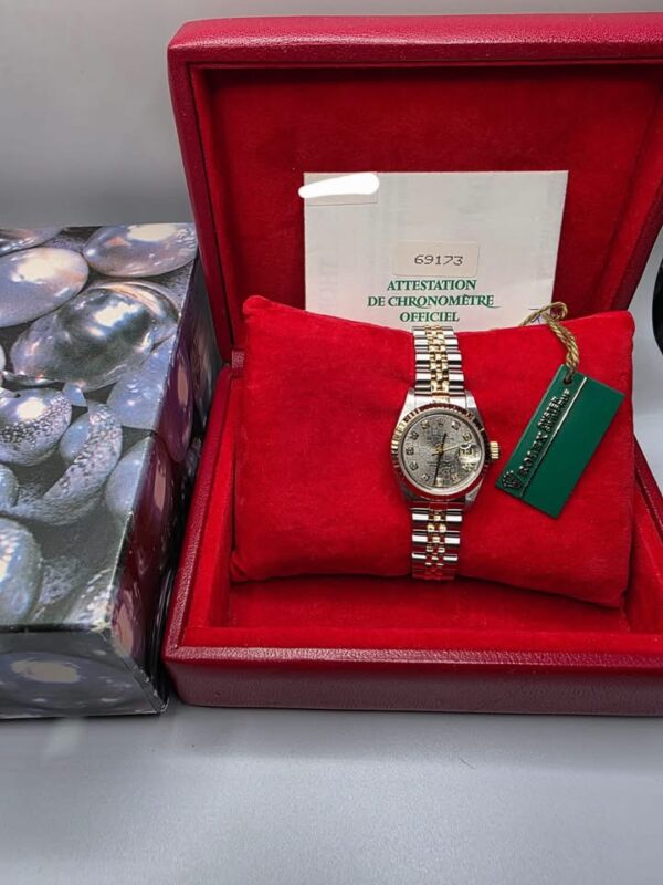 RxxxX 179173 with Cert Silver baton Dial V serial  20 links 5 screws